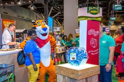 Theming, Costumes, and Celebrity Guests: How to Create a Complete Trade Show Experience
